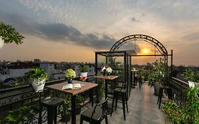 Khách sạn Carillon Boutique